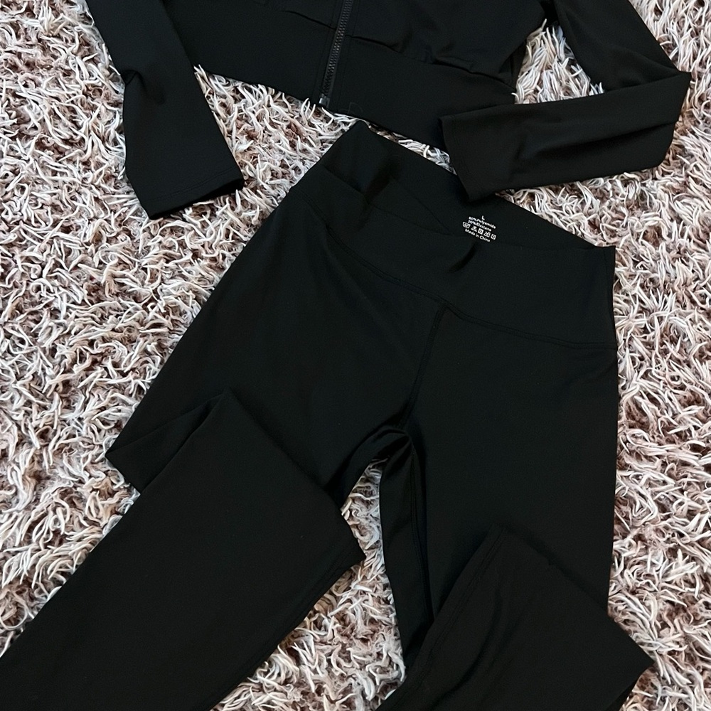 Xersion Black Leggings Sleek Stretchy Comfort